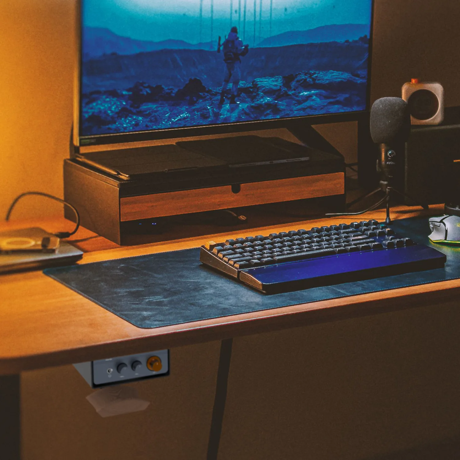 Under desk amplifier mount installation hardware